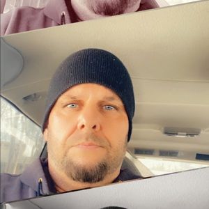 Meet your Posher, Estill